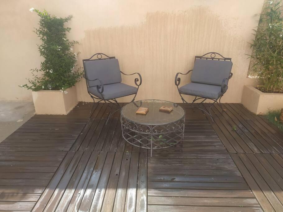 Ferienwohnung Le Petit Pied A Terre Du Luberon Mérindol Exterior foto